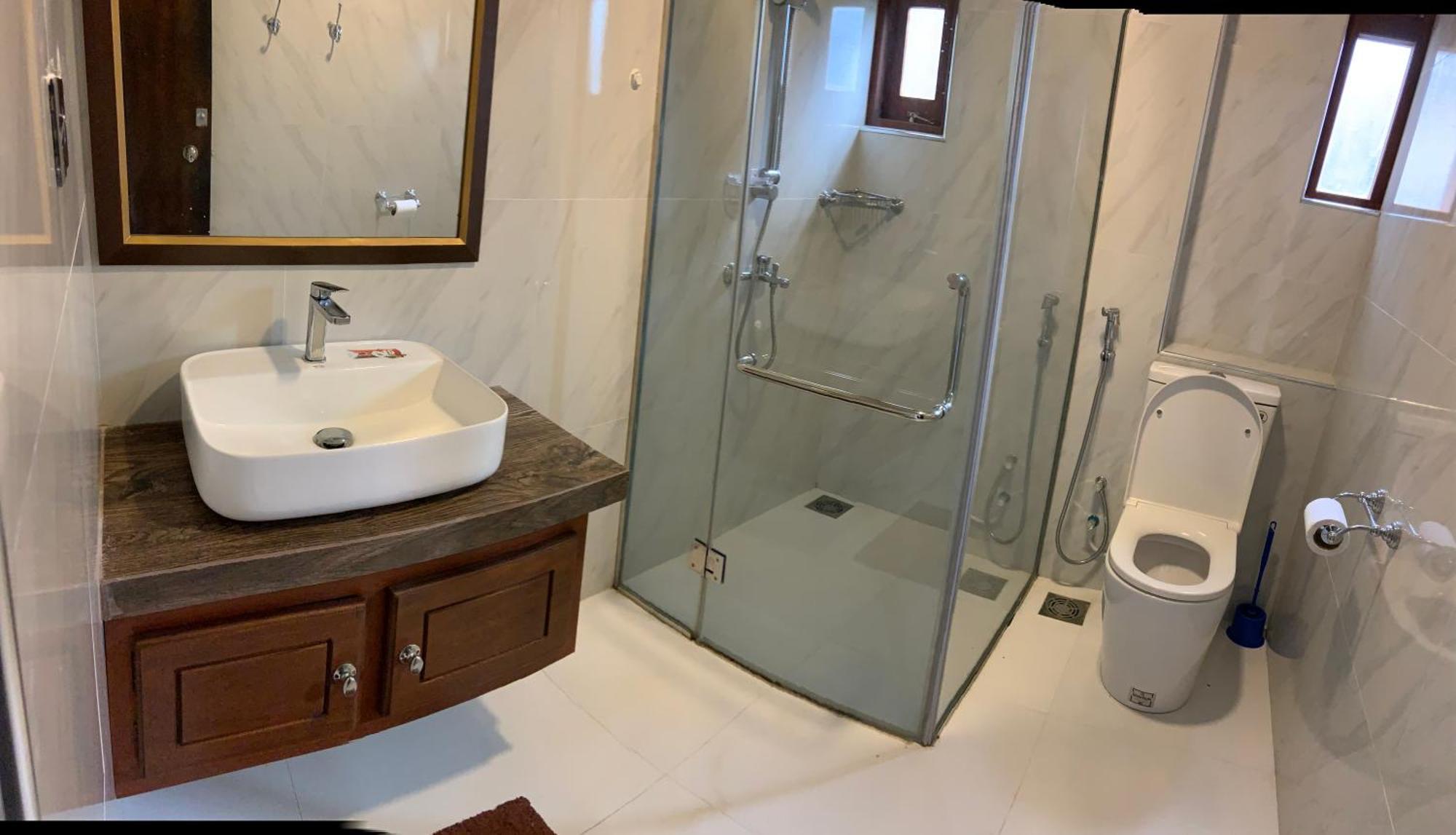 Golden King Residence - Free Pickup From Kandy Railway Station Extérieur photo