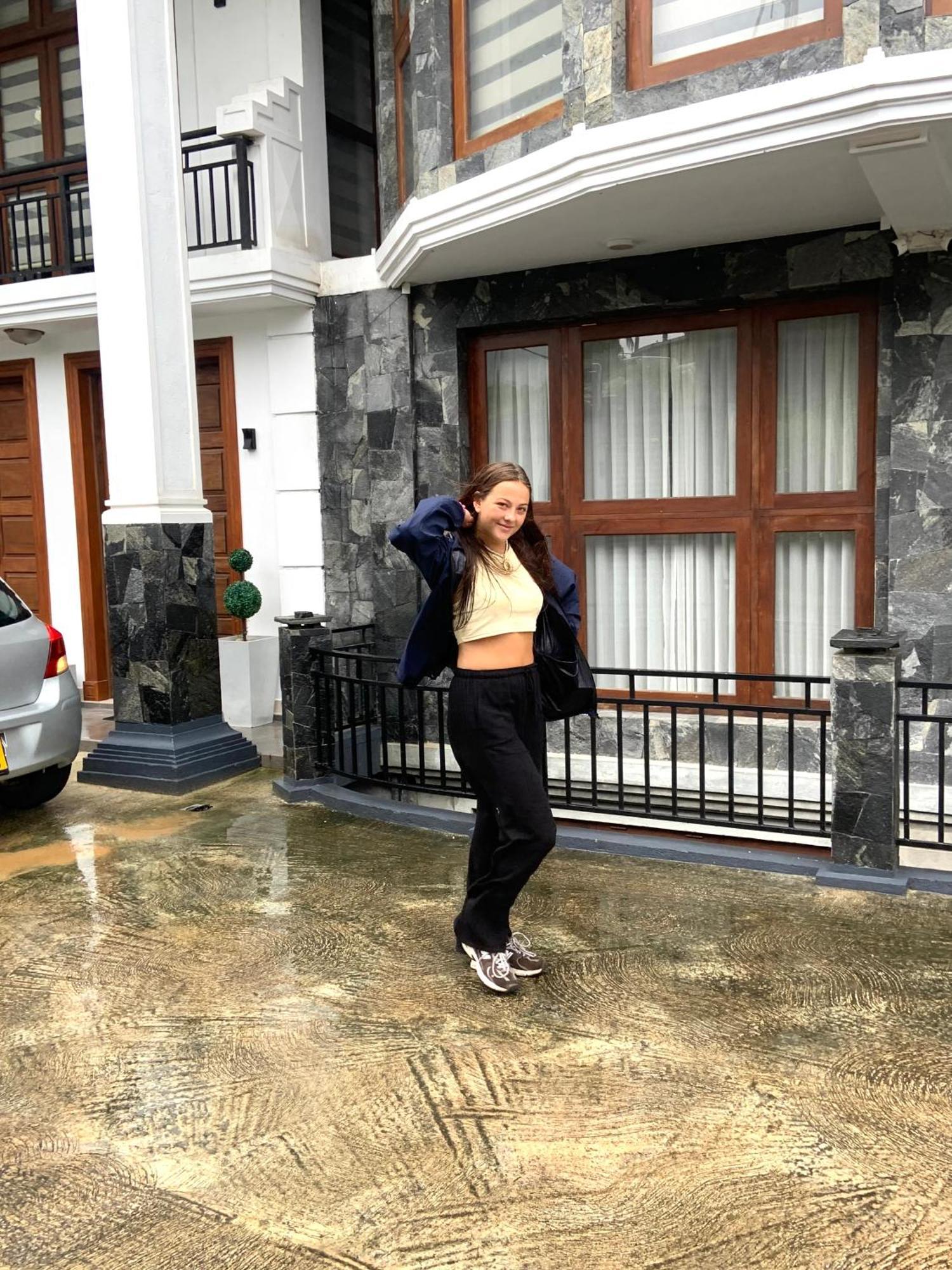 Golden King Residence - Free Pickup From Kandy Railway Station Extérieur photo