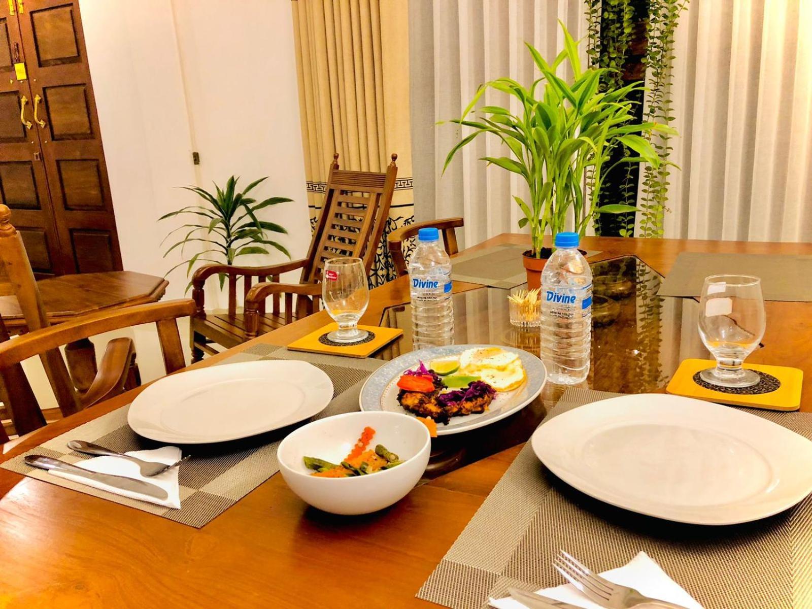 Golden King Residence - Free Pickup From Kandy Railway Station Extérieur photo